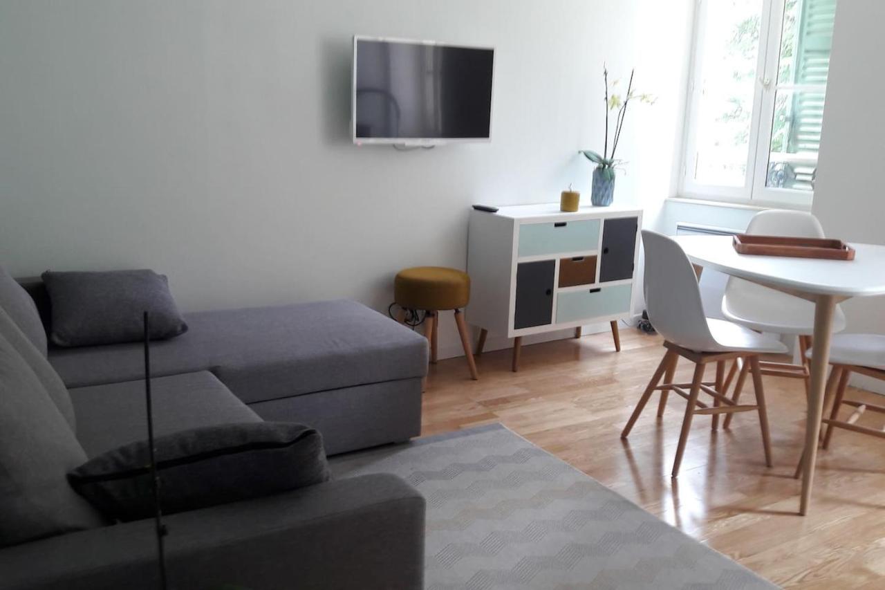 Un Appartement Lumineux Au Parc Beaumont Pau Zewnętrze zdjęcie
